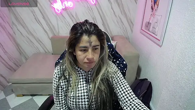 Valerie b online show from March 6, 2025, 4:08 am