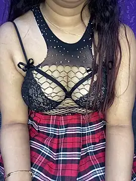 chelsiee1 online show from December 15, 2025, 6:12 pm