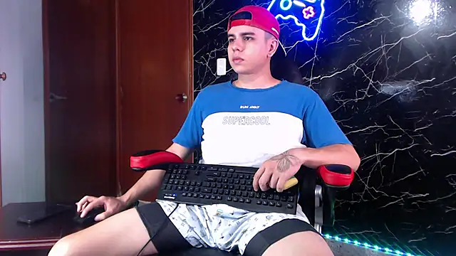 Snapshot of maty_hardx chatting on January 6, 2025, 8:18 pm maty hardx online show from January 6, 2025, 8:18 pm