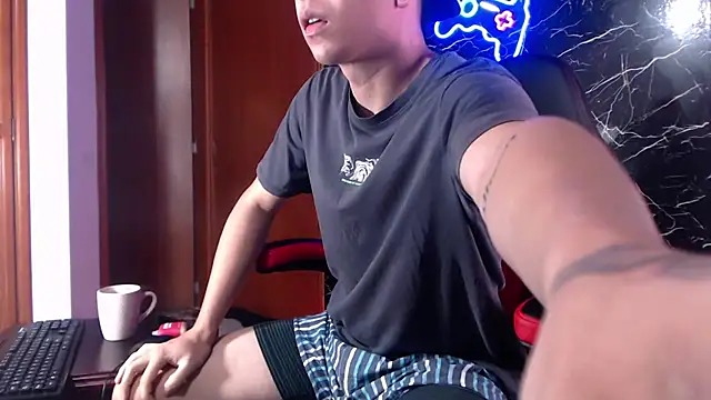 Snapshot of maty_hardx chatting on January 9, 2025, 10:09 am maty hardx online show from January 9, 2025, 10:09 am