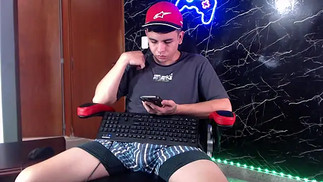 Snapshot of maty_hardx chatting on January 9, 2025, 4:49 pm maty hardx online show from January 9, 2025, 4:49 pm