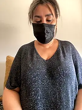 Jawahir-pretty-women online show from October 20, 2025, 10:27 am