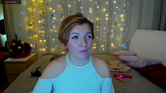 Katherine Fox online show from December 7, 2024, 2:13 pm