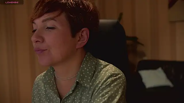 Katherine Fox online show from January 10, 2025, 8:18 am