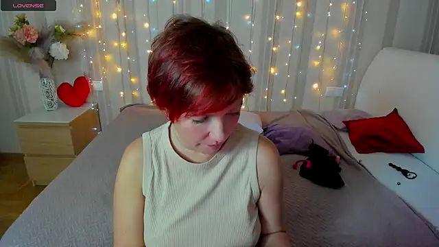 Katherine Fox online show from March 1, 2025, 9:40 am