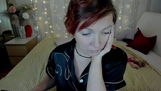 Katherine Fox online show from March 15, 2025, 11:19 am