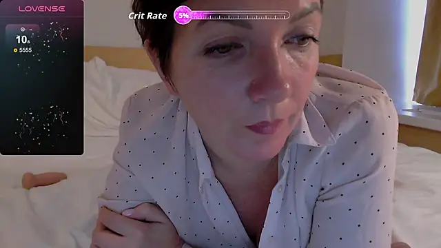 Katherine Fox online show from September 21, 2025, 6:26 am