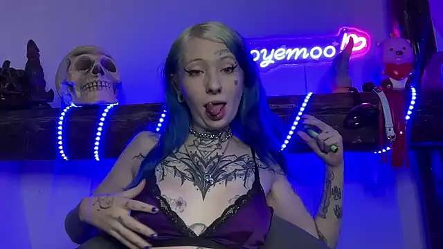 Snapshot of coyemoo chatting on February 4, 2025, 4:50 pm coyemoo online show from February 4, 2025, 4:50 pm