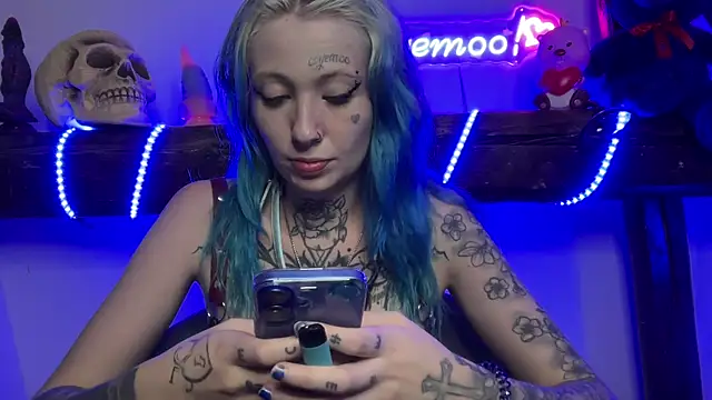 Snapshot of coyemoo chatting on February 20, 2025, 11:32 pm coyemoo online show from February 20, 2025, 11:32 pm