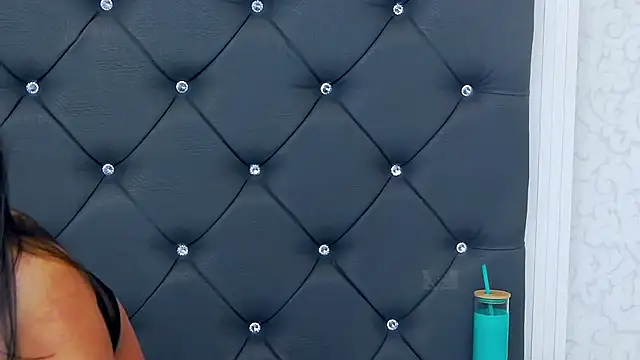 LorenneMays online show from March 10, 2025, 10:13 pm