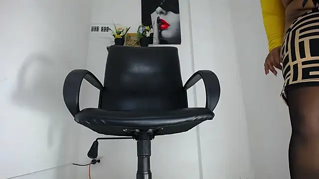 Snapshot of dhevora chatting on January 10, 2025, 4:51 pm dhevora online show from January 10, 2025, 4:51 pm