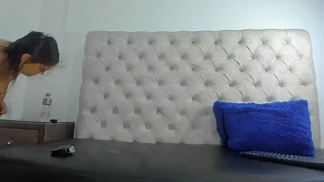 FernandaClar online show from March 13, 2025, 12:05 am