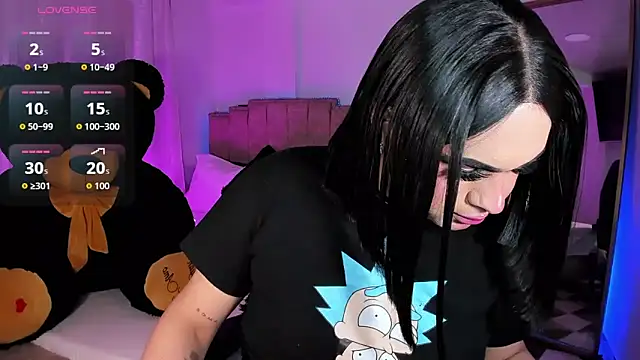 alexia mattel online show from November 21, 2025, 4:27 pm