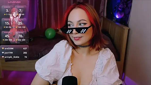 Snapshot of Carolina_Leep chatting on December 14, 2024, 5:25 pm Carolina Leep online show from December 14, 2024, 5:25 pm