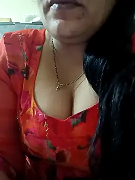Snapshot of sneha_rose chatting on January 14, 2025, 3:53 am sneha rose online show from January 14, 2025, 3:53 am
