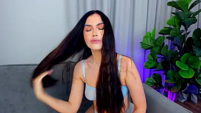 Snapshot of sexyangeloux chatting on October 5, 2025, 9:13 pm sexyangeloux online show from October 5, 2025, 9:13 pm