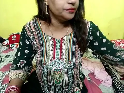 Sexyranibhabhi online show from November 7, 2025, 2:06 pm