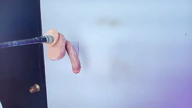 Lizz Tender online show from January 30, 2025, 6:32 pm