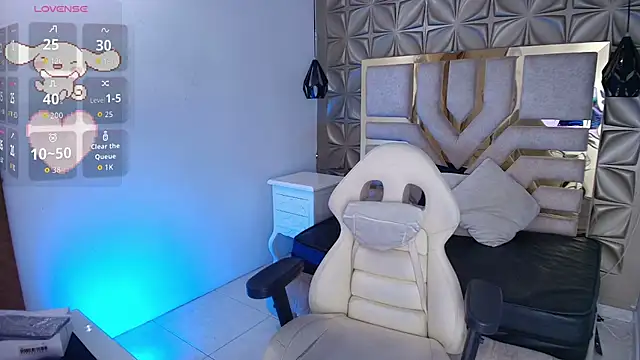 meraki fraise online show from November 9, 2025, 8:29 pm