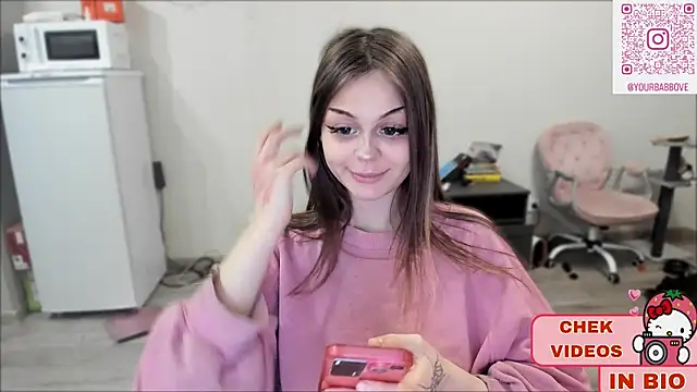 Snapshot of shy_melony chatting on December 25, 2024, 12:47 pm shy melony online show from December 25, 2024, 12:47 pm