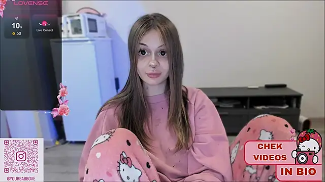 Snapshot of shy_melony chatting on March 7, 2025, 4:11 pm shy melony online show from March 7, 2025, 4:11 pm