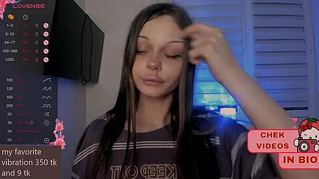 Snapshot of shy_melony chatting on September 10, 2025, 1:05 am shy melony online show from September 10, 2025, 1:05 am