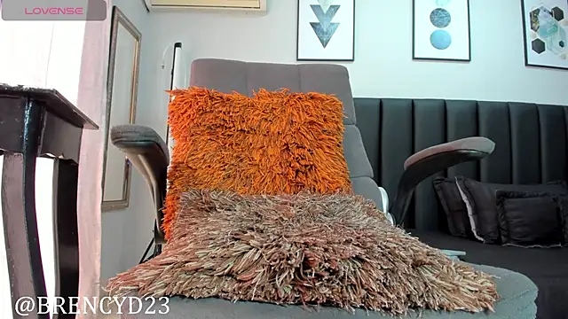 sexual diamond online show from December 13, 2024, 5:10 pm