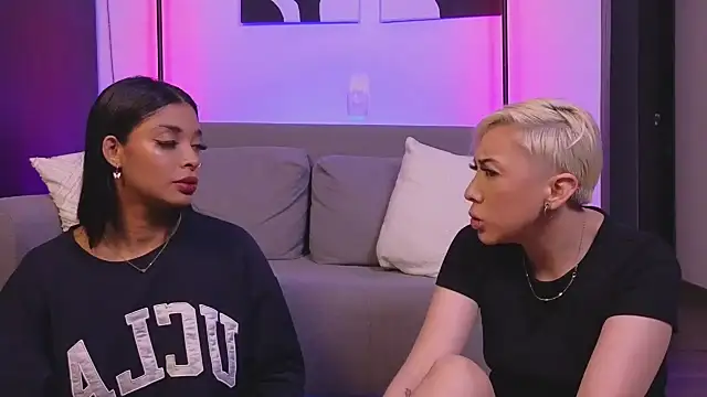 jane hart  online show from December 10, 2024, 2:16 am