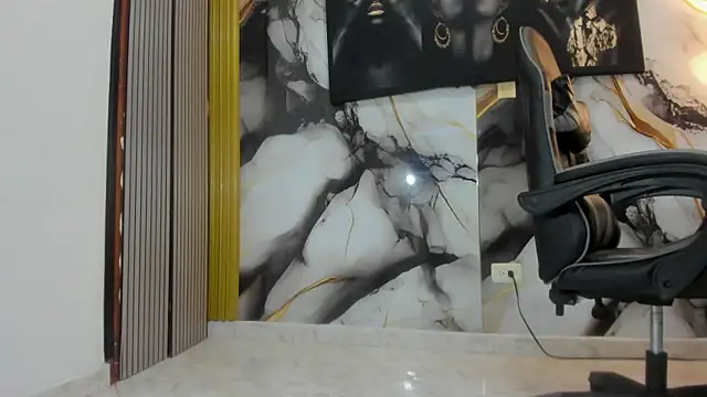 Snapshot of Thomas_shelbys chatting on November 9, 2025, 3:38 am Thomas shelbys online show from November 9, 2025, 3:38 am