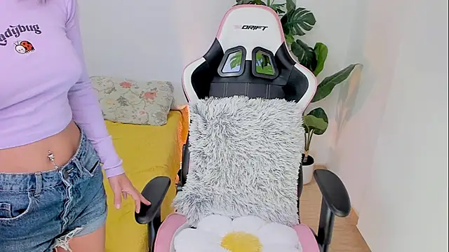 Snapshot of Adriennesexxx chatting on February 27, 2025, 5:58 pm Adriennesexxx online show from February 27, 2025, 5:58 pm