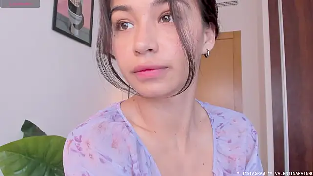 Snapshot of Adriennesexxx chatting on September 16, 2025, 10:16 am Adriennesexxx online show from September 16, 2025, 10:16 am