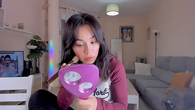 Snapshot of Adriennesexxx chatting on October 18, 2025, 9:15 pm Adriennesexxx online show from October 18, 2025, 9:15 pm