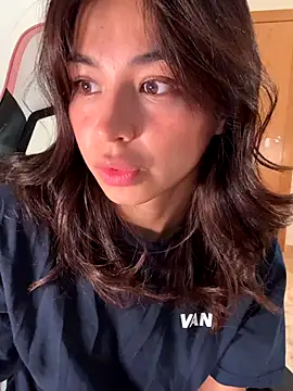 Snapshot of Adriennesexxx chatting on November 30, 2025, 12:53 pm Adriennesexxx online show from November 30, 2025, 12:53 pm