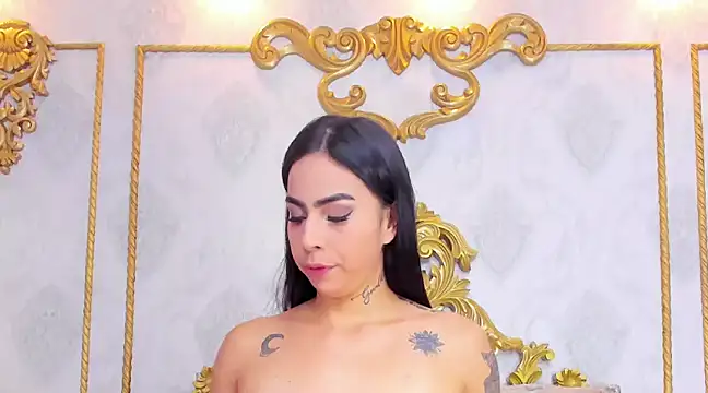 GiahDaniels online show from December 10, 2024, 9:11 pm