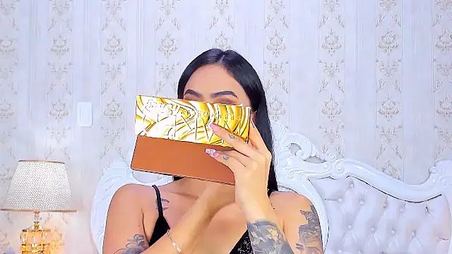 GiahDaniels online show from December 12, 2024, 10:20 pm