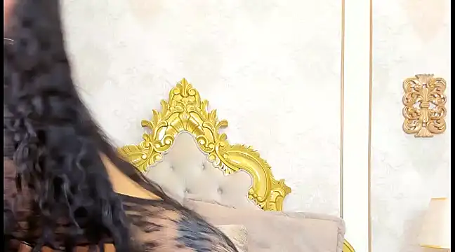 GiahDaniels online show from December 15, 2024, 2:37 pm