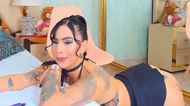 GiahDaniels online show from February 22, 2025, 12:05 am