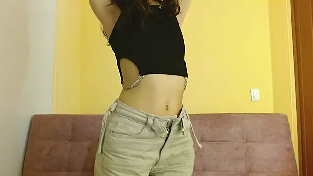 ling ling24 online show from March 8, 2025, 3:06 am