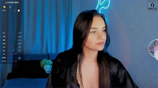 Snapshot of _Sweetie_ chatting on December 2, 2024, 5:04 am  Sweetie  online show from December 2, 2024, 5:04 am