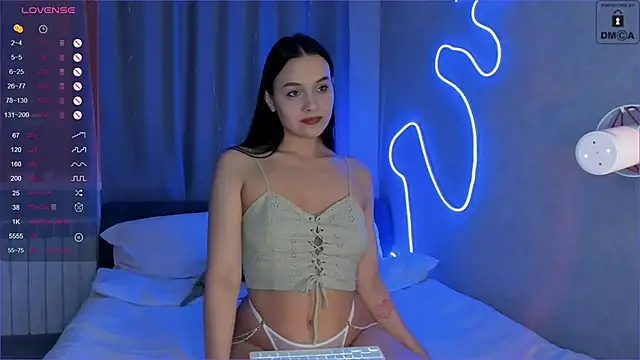 Snapshot of _Sweetie_ chatting on January 28, 2025, 12:05 am  Sweetie  online show from January 28, 2025, 12:05 am