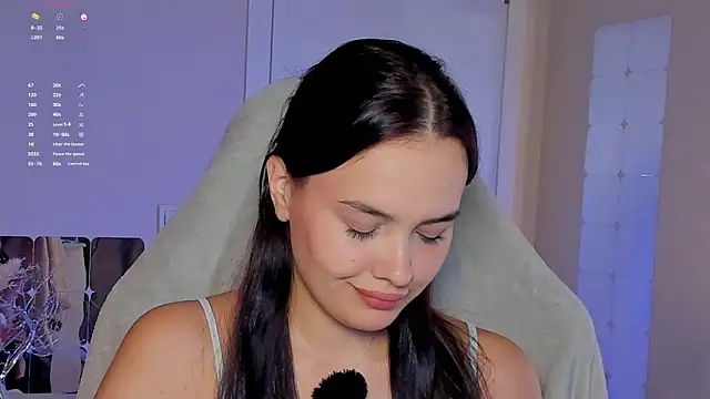 Snapshot of _Sweetie_ chatting on October 11, 2025, 5:11 pm  Sweetie  online show from October 11, 2025, 5:11 pm