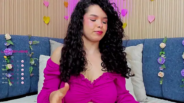 Snapshot of angeline_teen chatting on February 14, 2025, 3:58 pm angeline teen online show from February 14, 2025, 3:58 pm