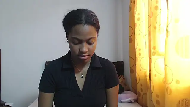 StormiHills online show from November 19, 2025, 6:41 pm