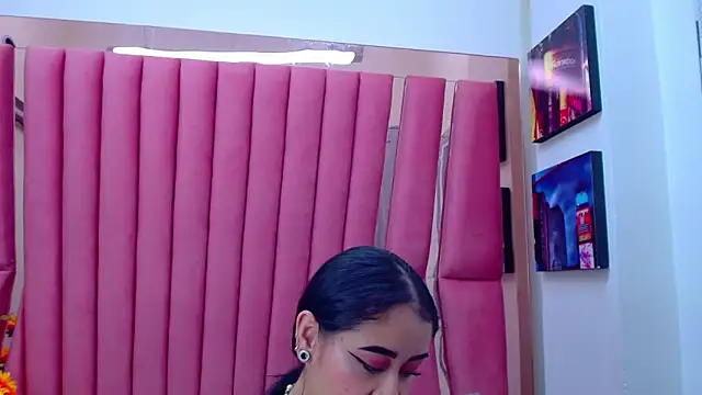 AnnySweett  online show from February 6, 2025, 12:59 pm