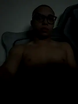 Snapshot of BubbaATL chatting on December 5, 2024, 2:42 am BubbaATL online show from December 5, 2024, 2:42 am