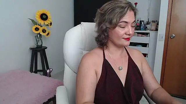 Ghada milf online show from December 25, 2024, 9:33 pm