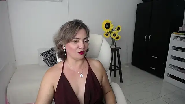 Ghada milf online show from March 3, 2025, 9:05 pm