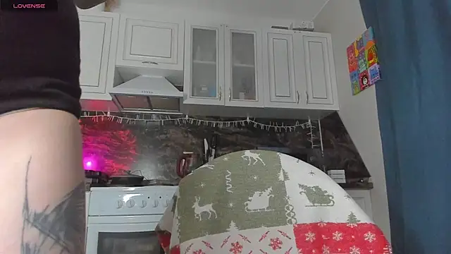 Snapshot of art_Jane chatting on January 8, 2025, 10:58 pm art Jane online show from January 8, 2025, 10:58 pm