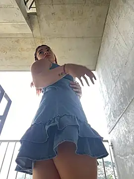 Snapshot of MiaLujan_ chatting on December 14, 2024, 12:12 pm MiaLujan online show from December 14, 2024, 12:12 pm