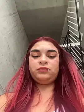 Snapshot of MiaLujan_ chatting on December 30, 2024, 8:58 pm MiaLujan online show from December 30, 2024, 8:58 pm